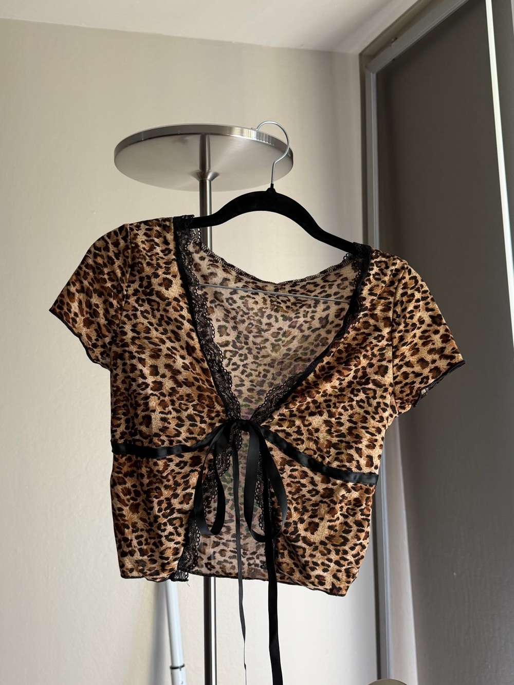 SHEIN Leopard Print Tie-Front Crop Top with Black Lace